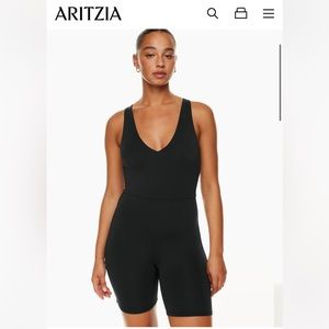 ARITZIA Babaton Contour V-Neck Romper